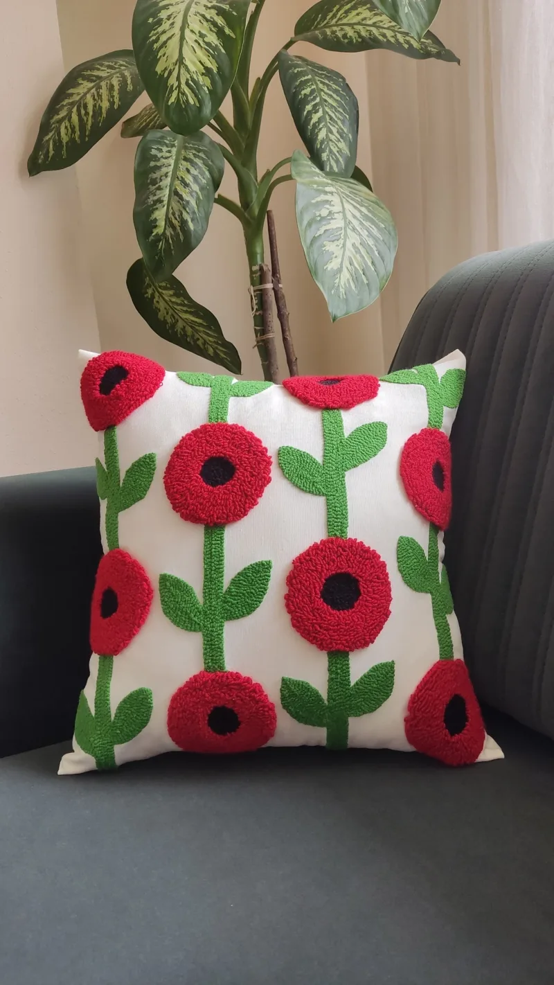 Punch Needle Daisy Pillow – Handmade 3D Boho Floral Cushion Cover - Image 2